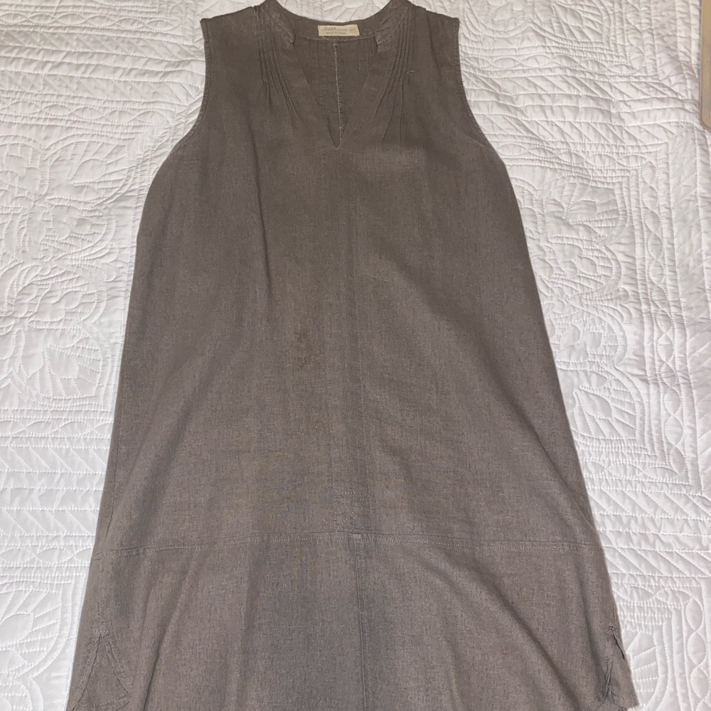 Beige Just Living flowy V-Neck dress